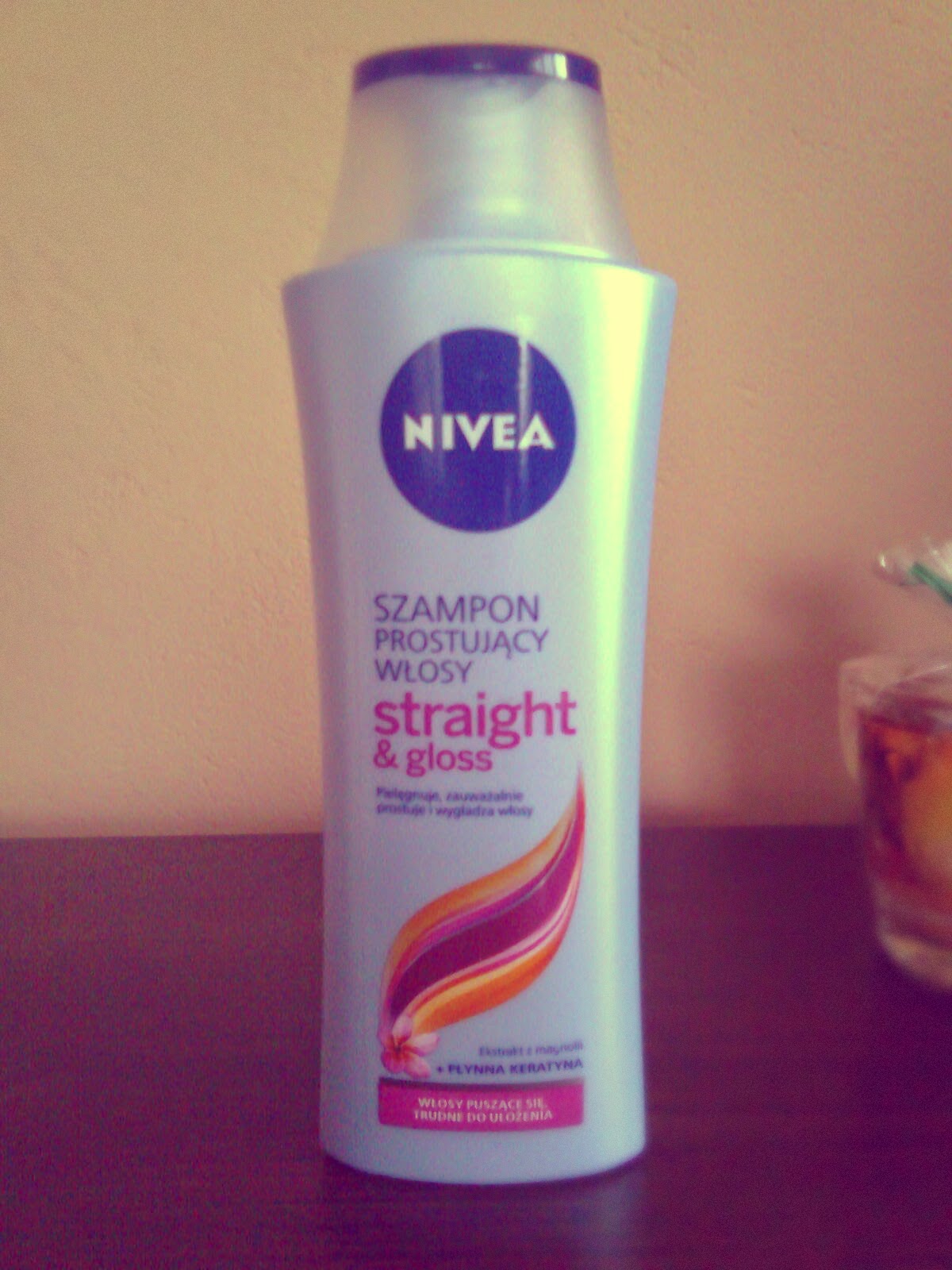 nivea szampon prostujacy