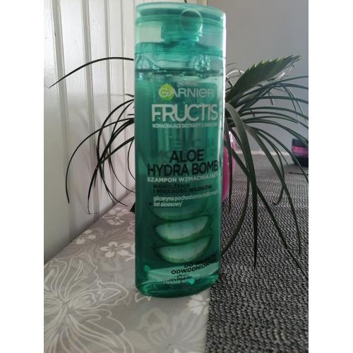 szampon garnier aloe hydra bomb