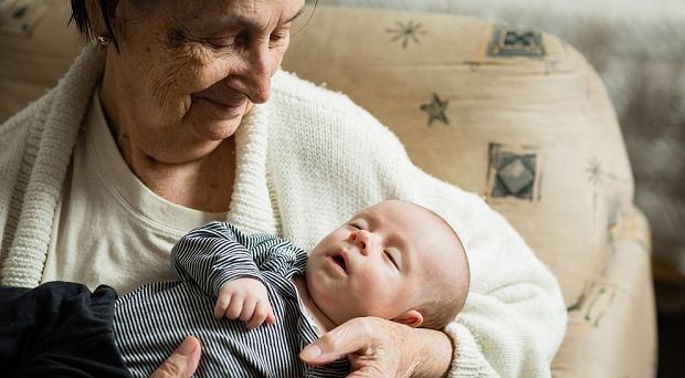 babciaa każe mi robić w pieluchy